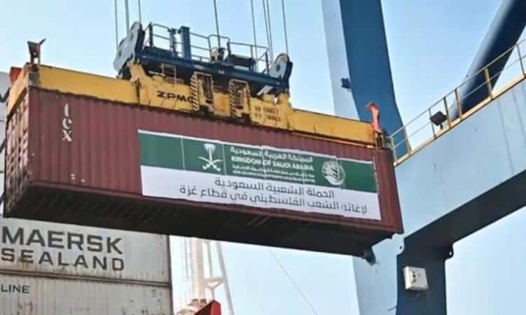 الباخرة الإغاثية السعودية الثالثة في طريقها لغزة