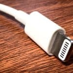 كيف اختارت «تقارير المستهلك» أفضل كابلات Lightning؟