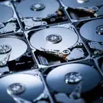 كيفية دمج عدة محركات تخزين في Windows باستخدام مساحات التخزين؟..اليك الطرق