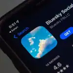 وداعًا لـ X.. بلوسكي تُلغي نظام الدعوات وتفتح أبوابها للجميع