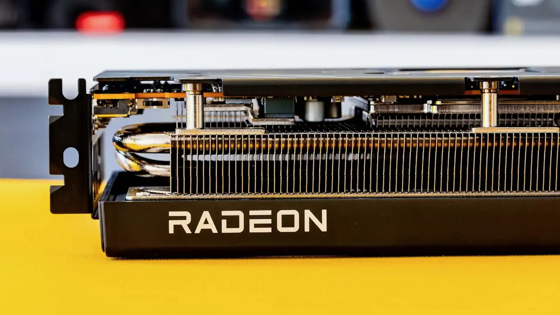 تحسين ألعاب فيديو للكمبيوتر ببرمجة تطبيقات جديدة من AMD