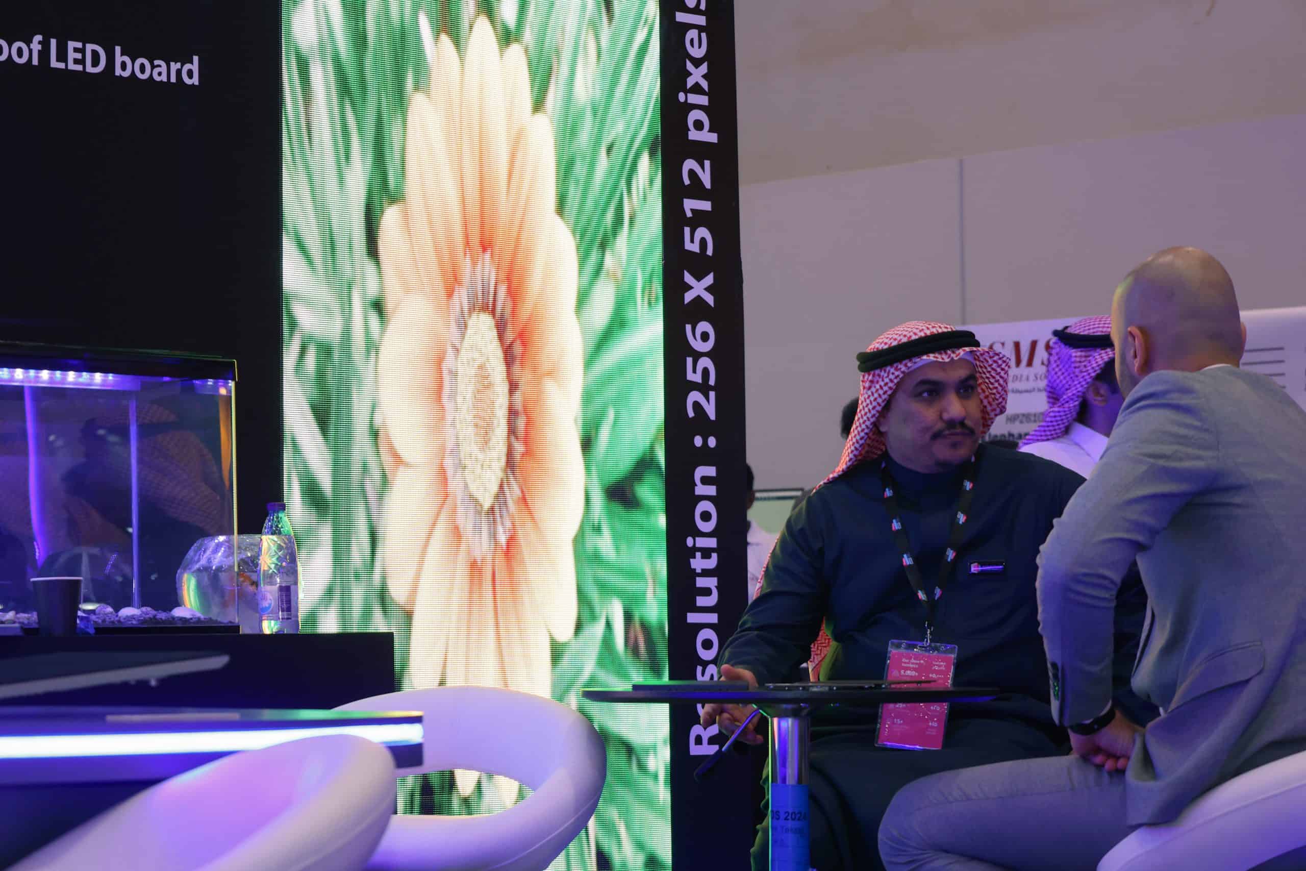 د. عبد المحسن جرولي : اتفاقية التعاون مع مجموعة ساندر تفتح الباب أمام توطين صناعة شاشات oled