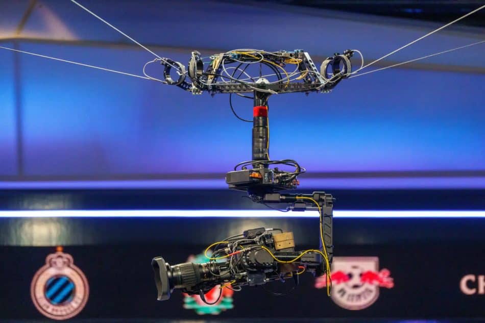 ريال مدريد ضد برشلونة.. التكنولوجيا تنقل الإستاد إلى منازلنا