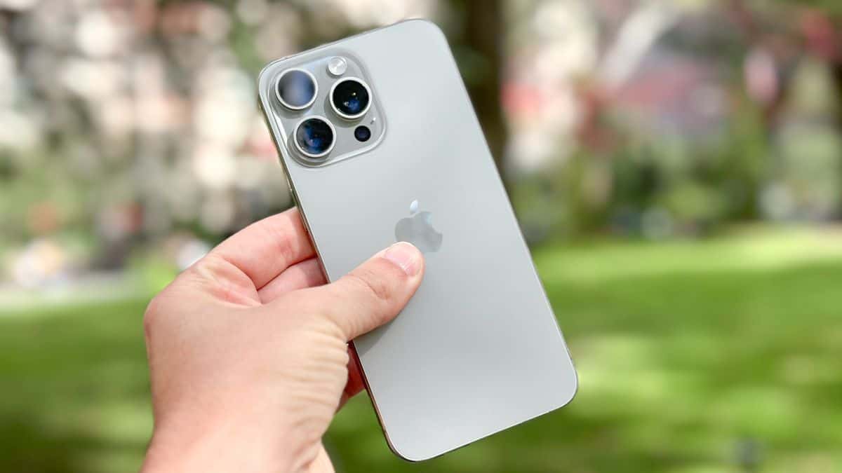  هاتف iPhone 16 Pro Max 