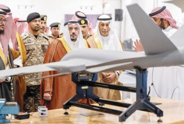 الأمير فيصل بن مشعل يطلق اسم "العارض" على أول "درون" صنعت بمنطقة القصيم