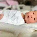 ولادة طفل