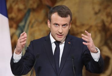 إيمانويل ماكرون